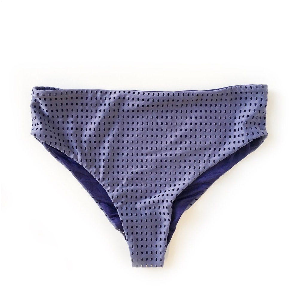 Acacia textured G land bottom size medium lavender